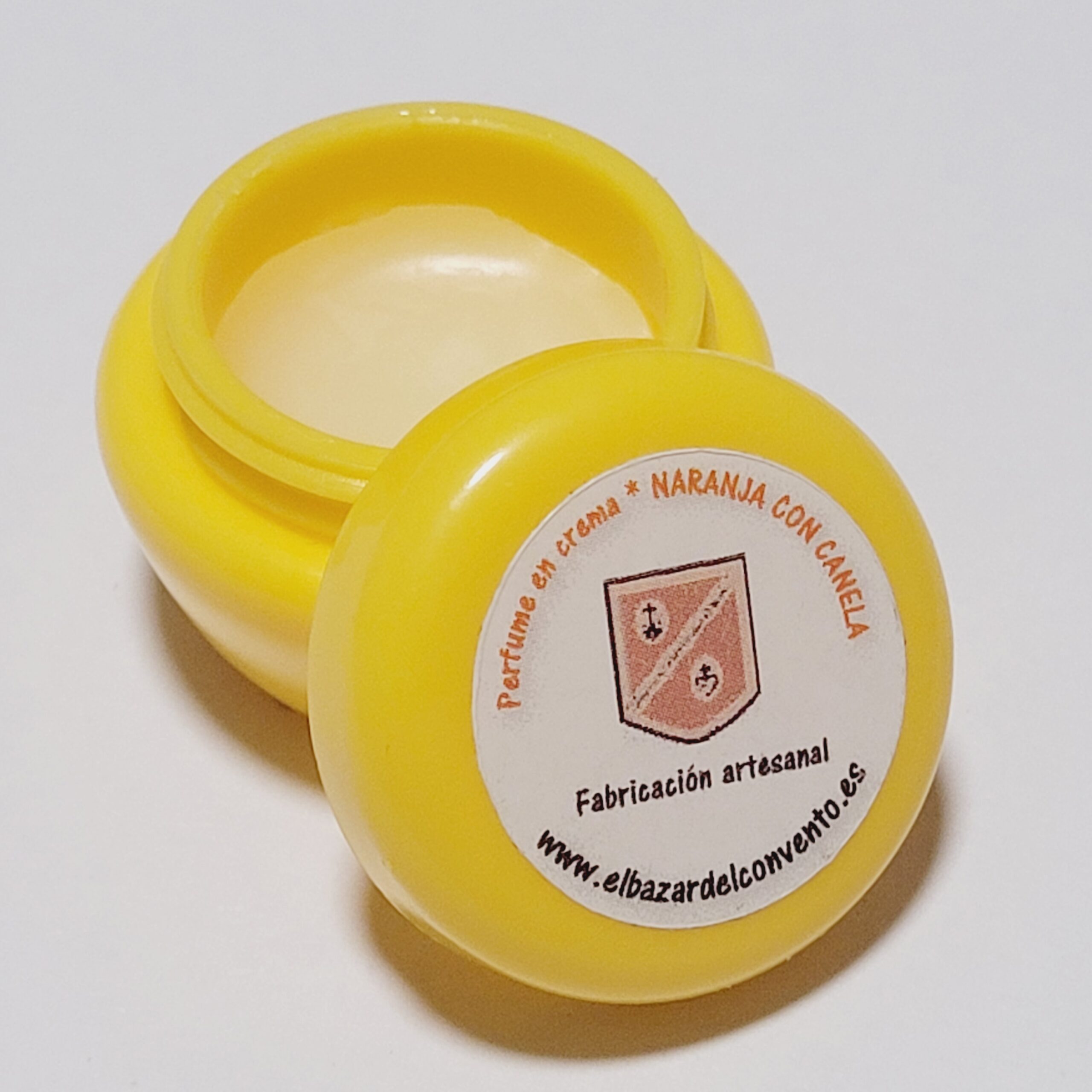 Perfume en crema naranja con canela