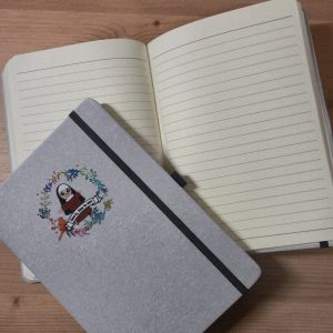 Cuaderno Monjita de Piel Reciclada